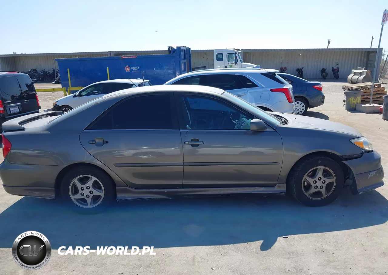 2003 Toyota Camry Le VIN:4T1BE32K93U759295 - 14