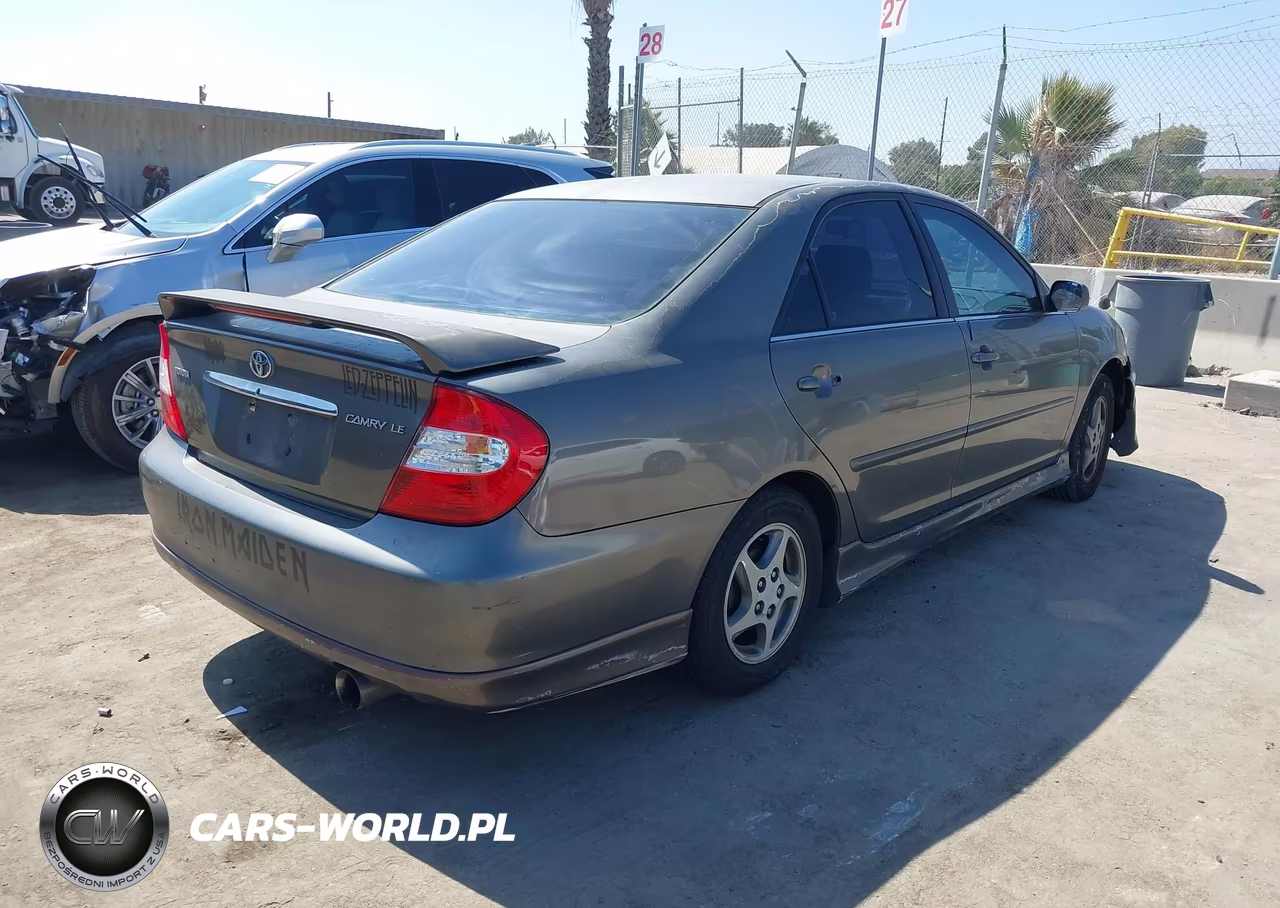 2003 Toyota Camry Le VIN:4T1BE32K93U759295 - 4