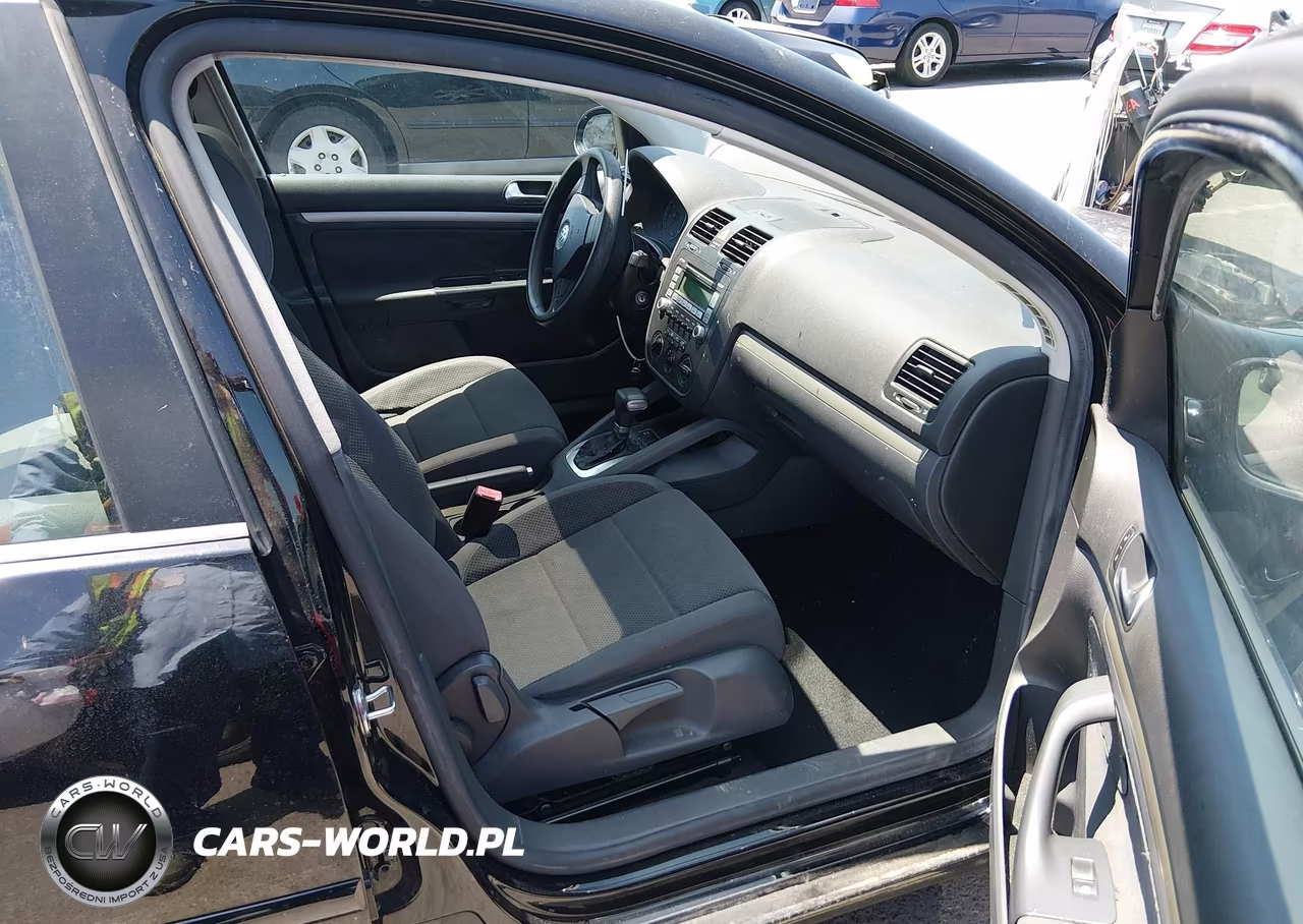 2008 Volkswagen Rabbit S VIN:WVWDB71K88W030148 - 5