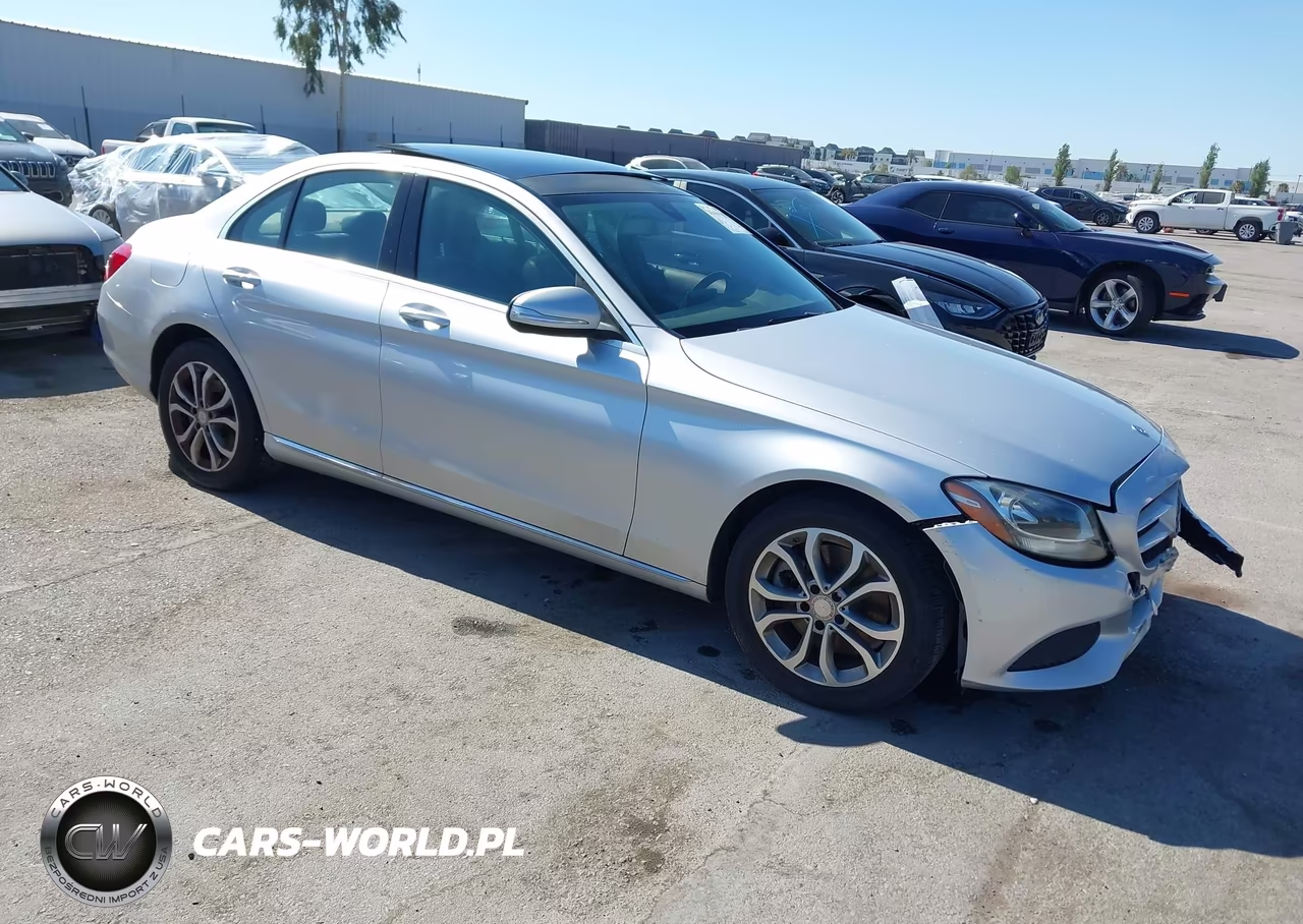 2015 Mercedes-Benz C 300 VIN:55SWF4JB9FU047164 - 1