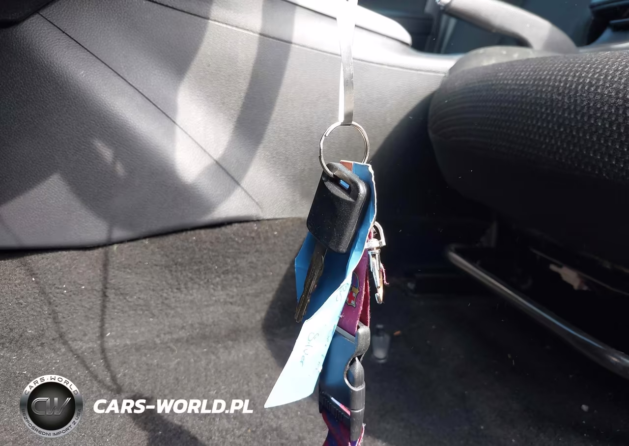 2019 Nissan Sentra S VIN:3N1AB7AP0KY413504 - 11