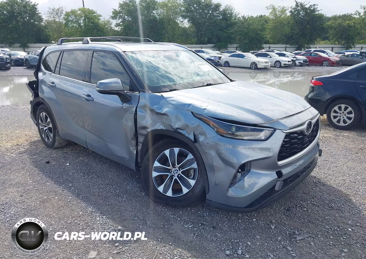 2021 Toyota Highlander Xle – zdjęcie 1 z 16