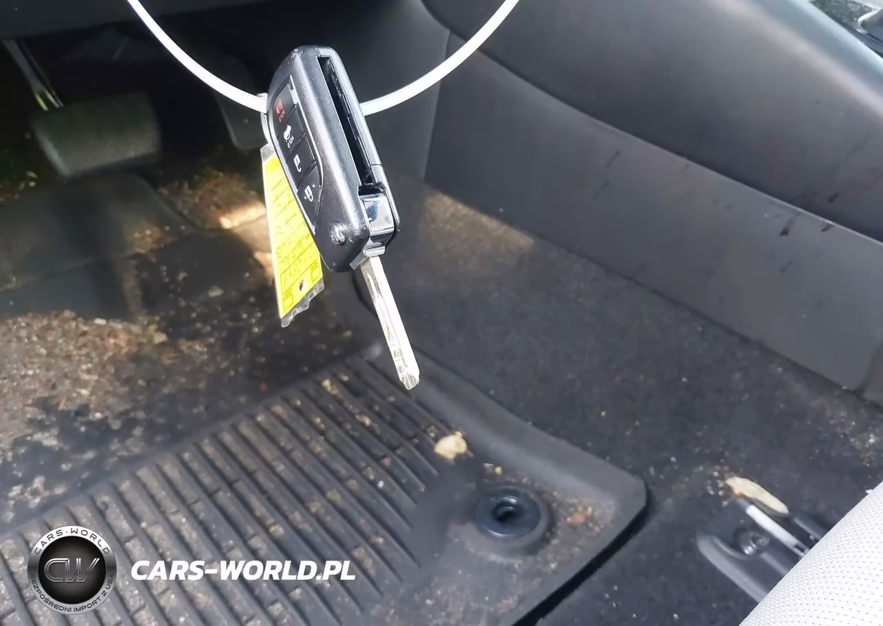 2020 Toyota Corolla Le VIN:JTDEPRAE0LJ093844 - 11