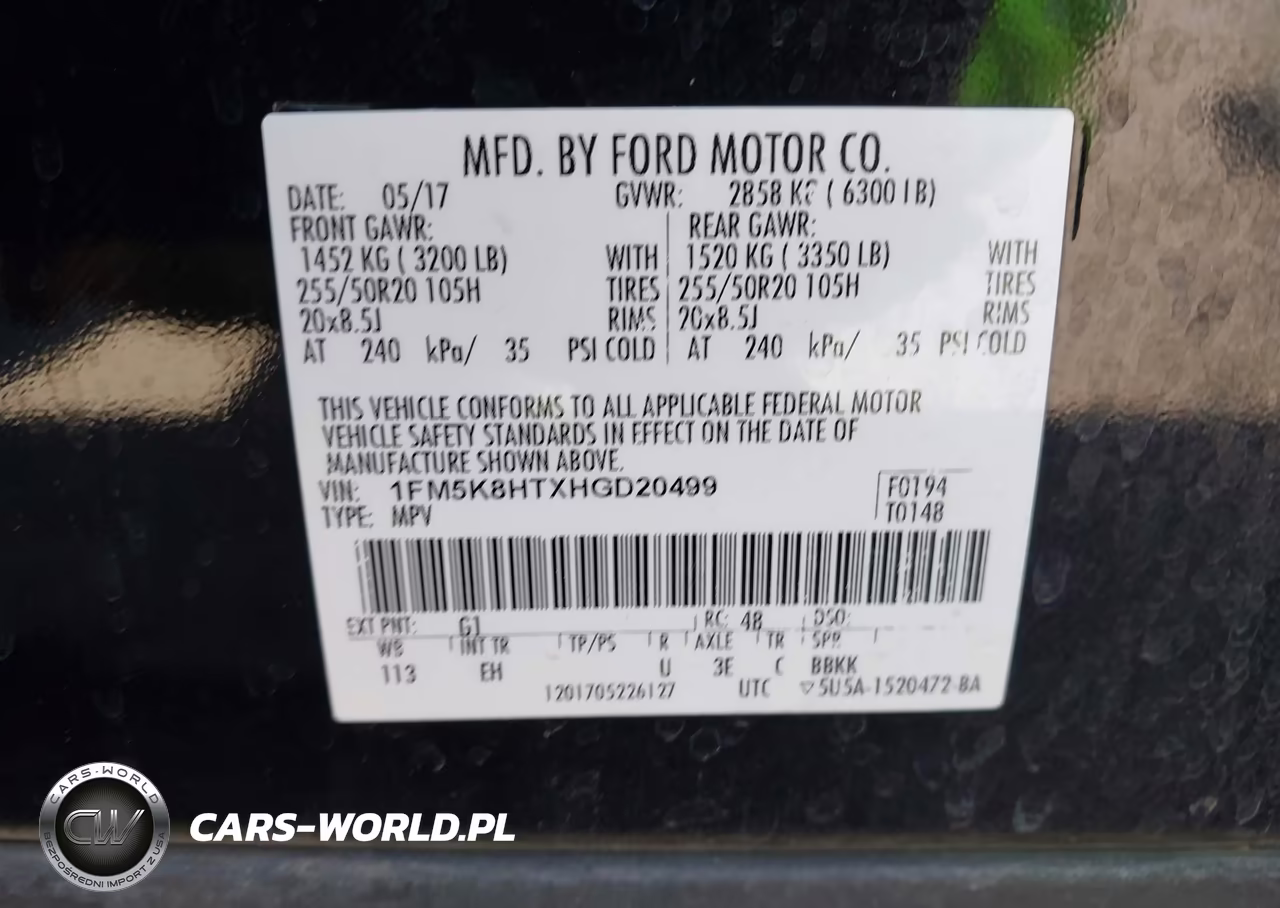 2017 Ford Explorer Platinum VIN:1FM5K8HTXHGD20499 - 9