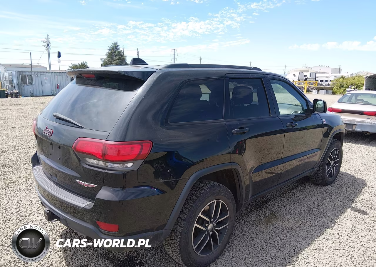 2018 Jeep Grand Cherokee Trailhawk 4X4 VIN:1C4RJFLG7JC314664 - 4