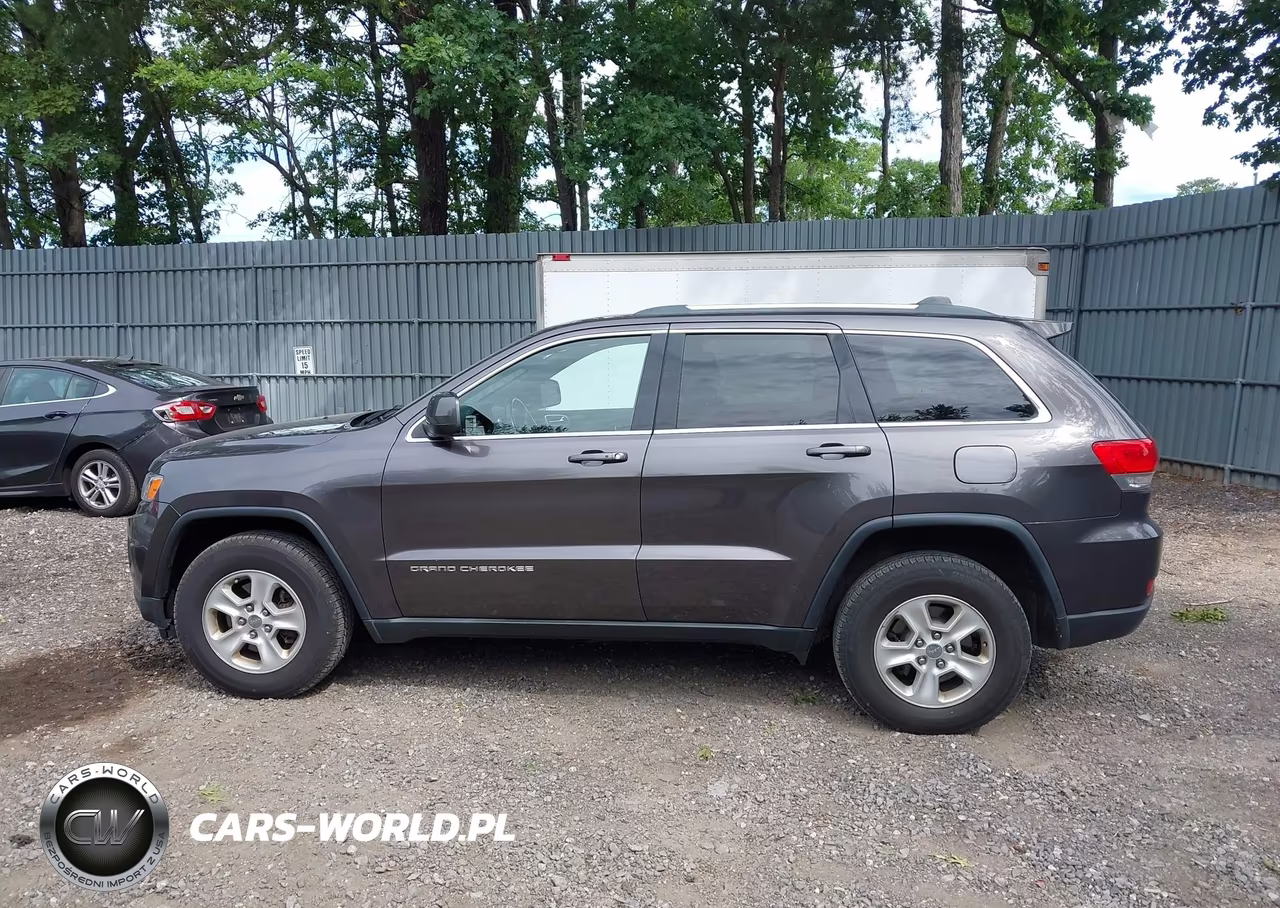 2015 Jeep Grand Cherokee Laredo VIN:1C4RJFAG5FC115686 - 14