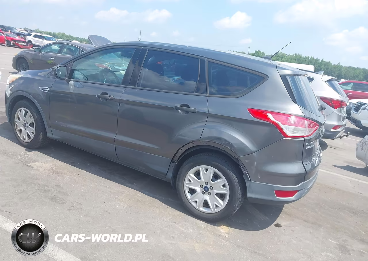 2015 Ford Escape S VIN:1FMCU0F73FUB45133 - 3
