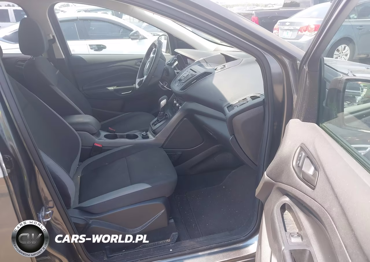 2015 Ford Escape S VIN:1FMCU0F73FUB45133 - 5