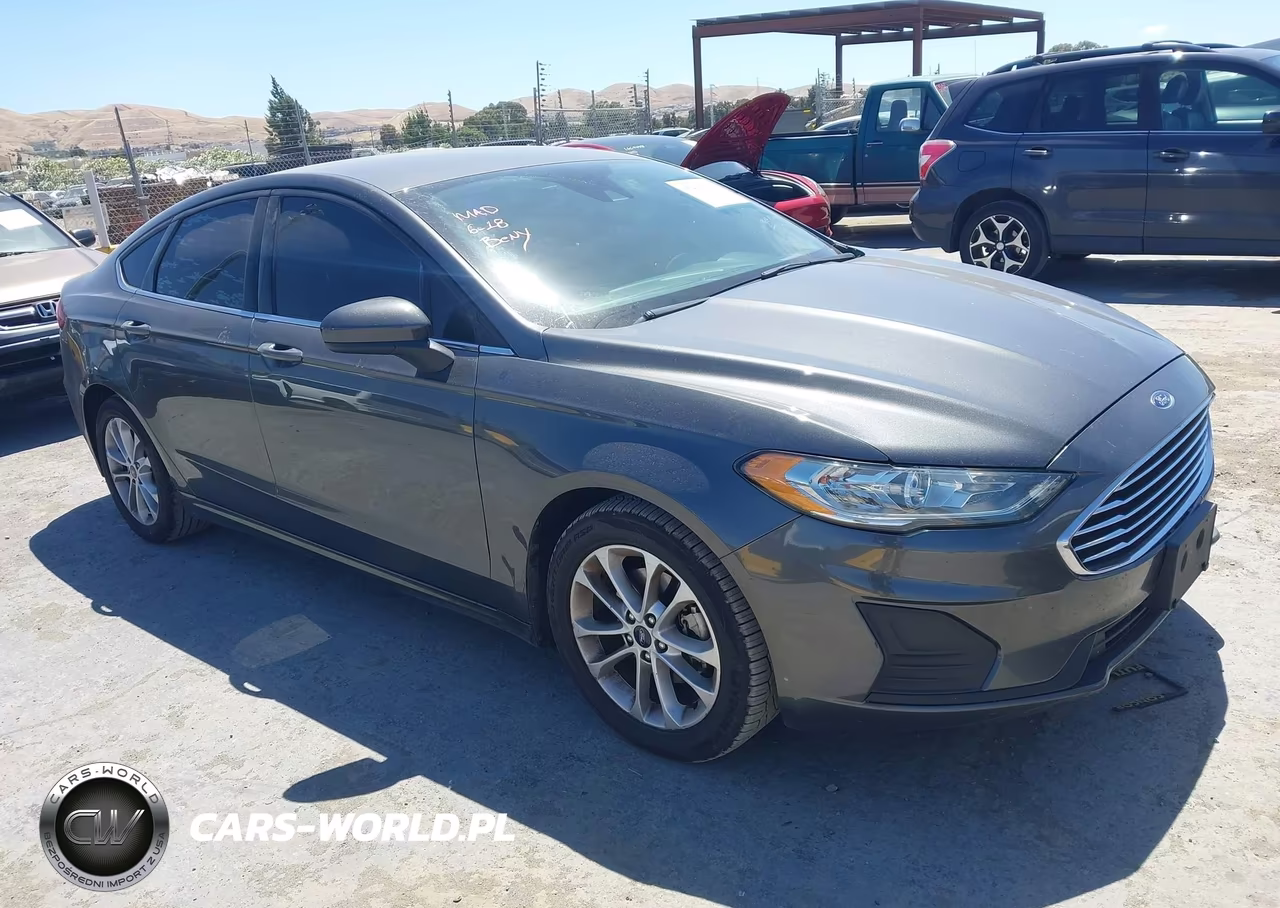 2019 Ford Fusion Se – zdjęcie 1 z 16