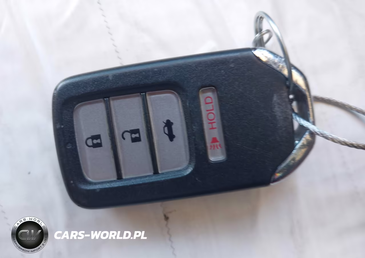 2015 Honda Accord Hybrid Touring VIN:1HGCR6F7XFA006337 - 11