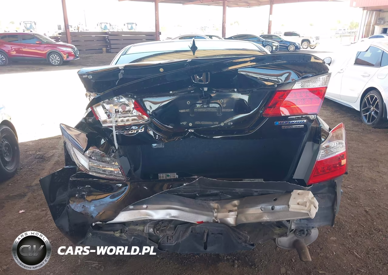 2015 Honda Accord Hybrid Touring VIN:1HGCR6F7XFA006337 - 16