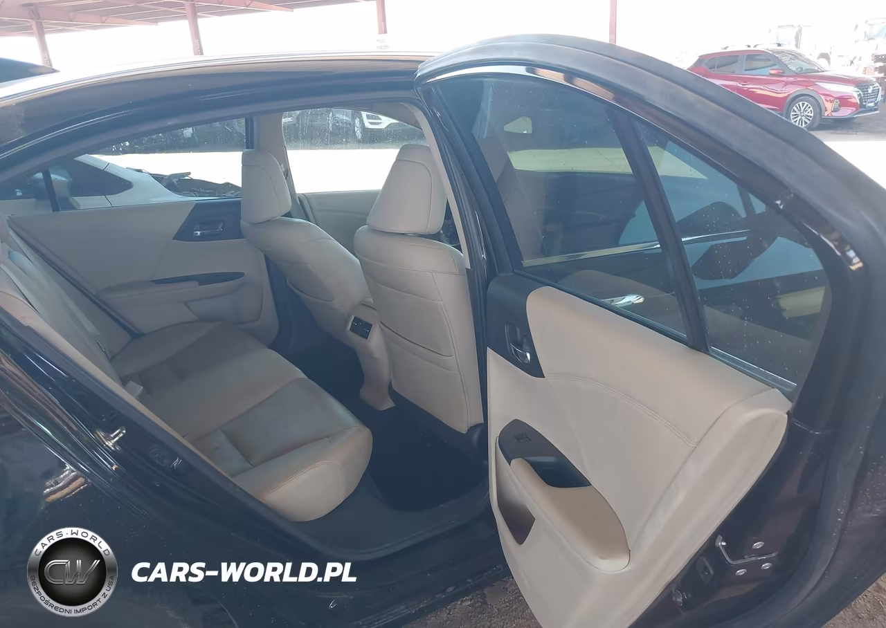2015 Honda Accord Hybrid Touring VIN:1HGCR6F7XFA006337 - 8