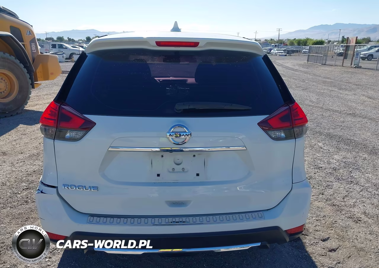 2017 Nissan Rogue S VIN:JN8AT2MT7HW135873 - 16