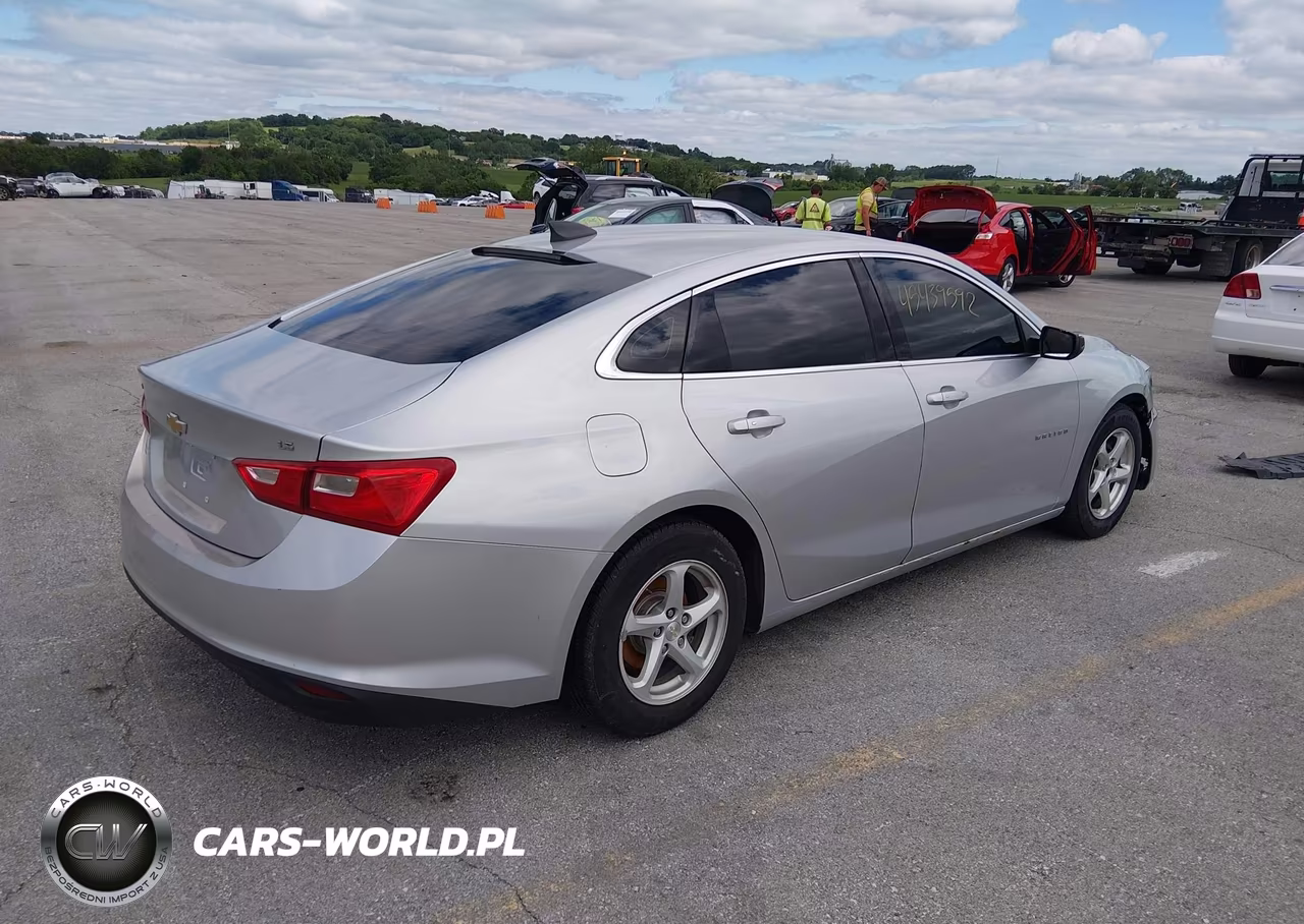 2016 Chevrolet Malibu Ls VIN:1G1ZB5ST8GF243741 - 4