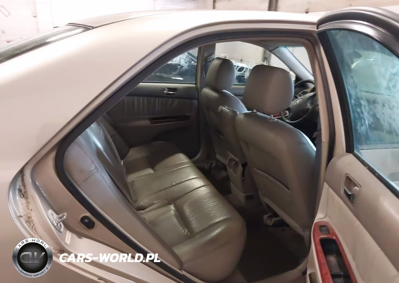 2003 Toyota Camry Xle V6 VIN:4T1BF30KX3U061701 - 8