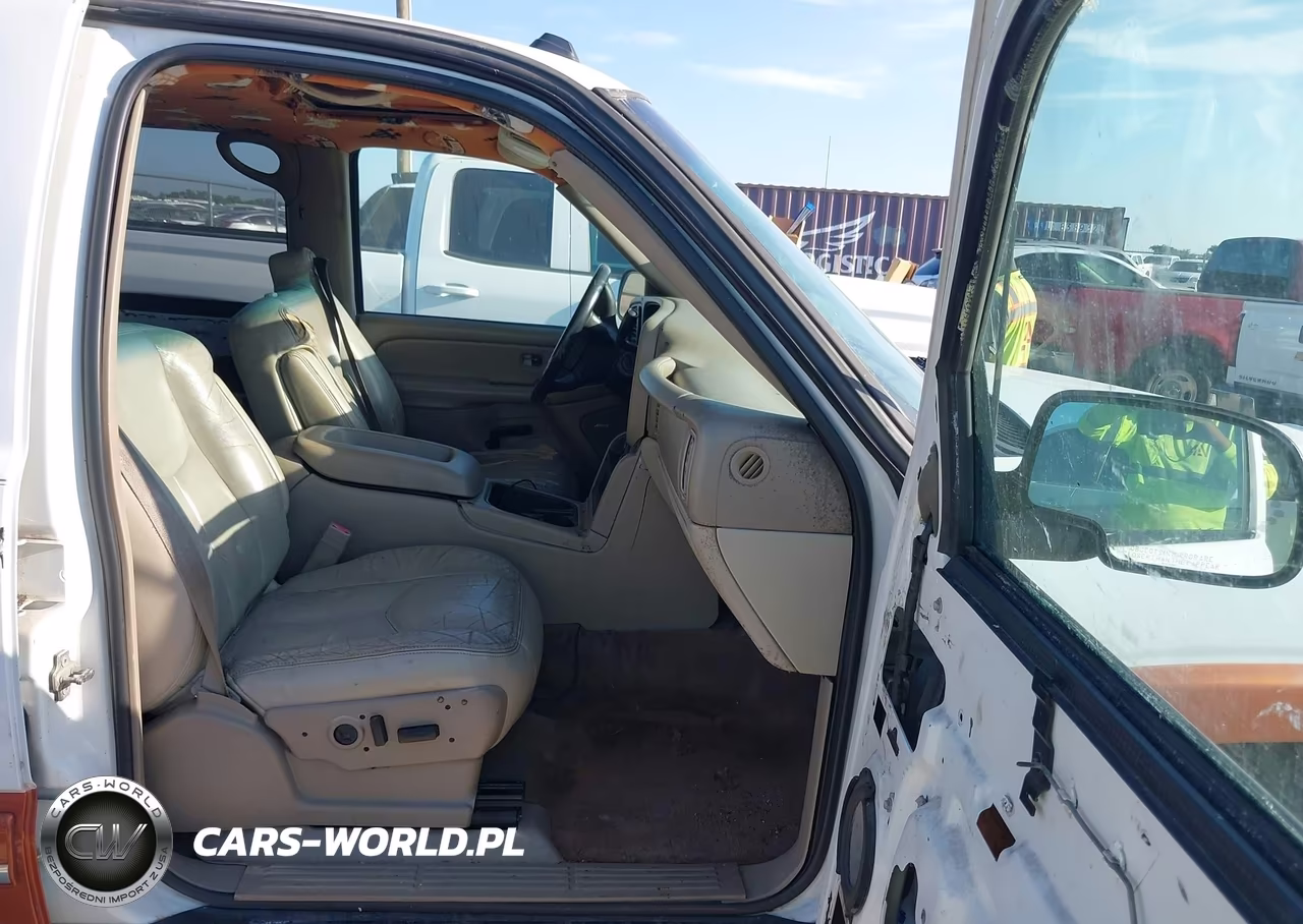 2004 Chevrolet Suburban 1500 Lt VIN:3GNEC16Z04G324907 - 5