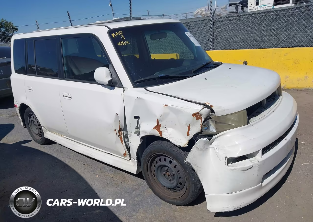 2004 Scion Xb