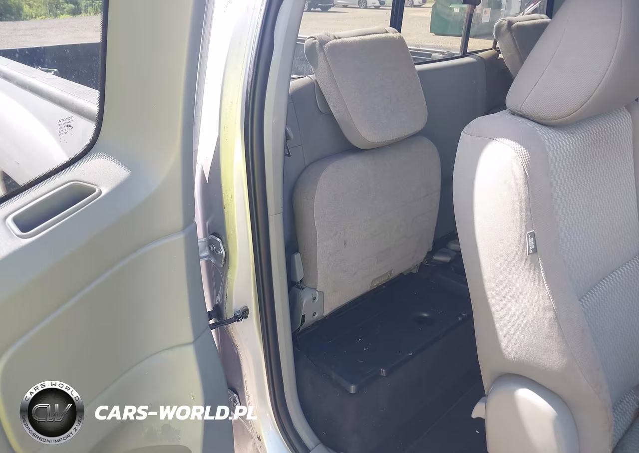 2012 Toyota Tacoma VIN:5TFTX4CN5CX017301 - 8