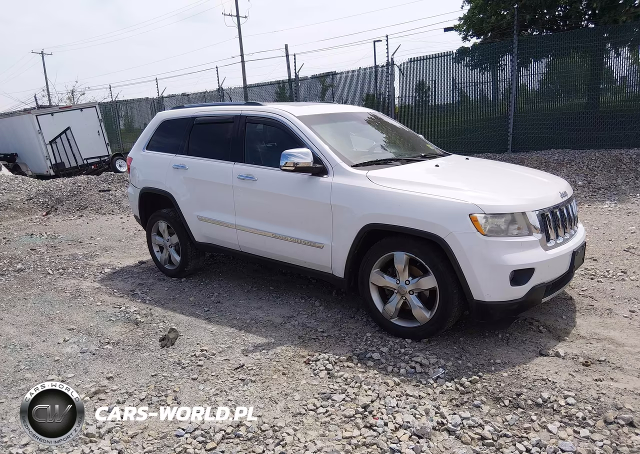 2013 Jeep Grand Cherokee Overland – zdjęcie 1 z 16