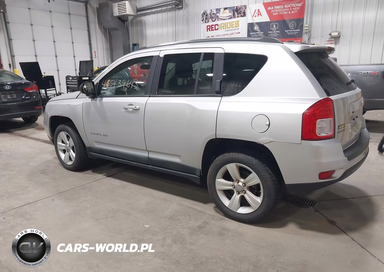 2011 Jeep Compass VIN:1J4NF1FB6BD276191 - 3