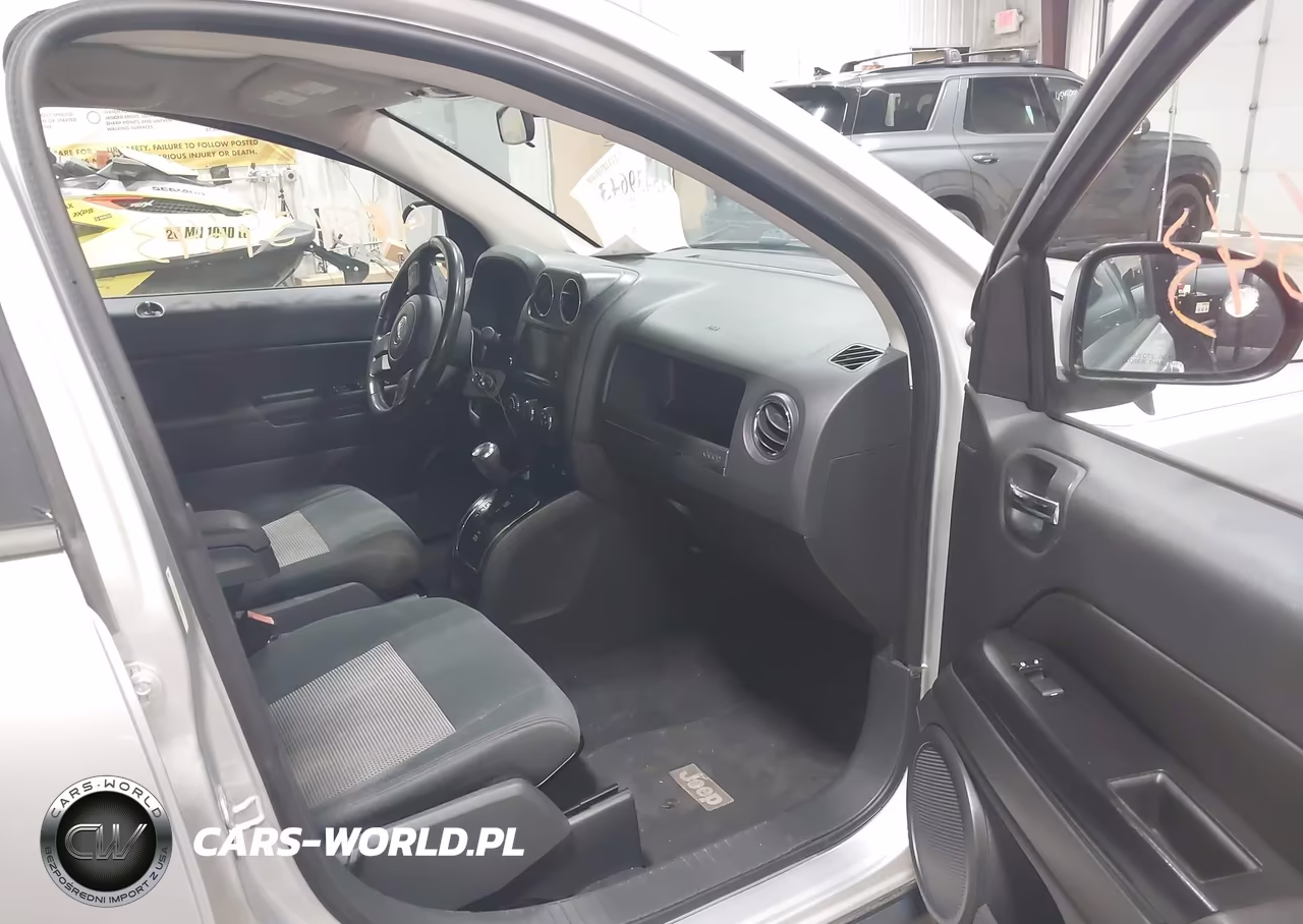 2011 Jeep Compass VIN:1J4NF1FB6BD276191 - 5