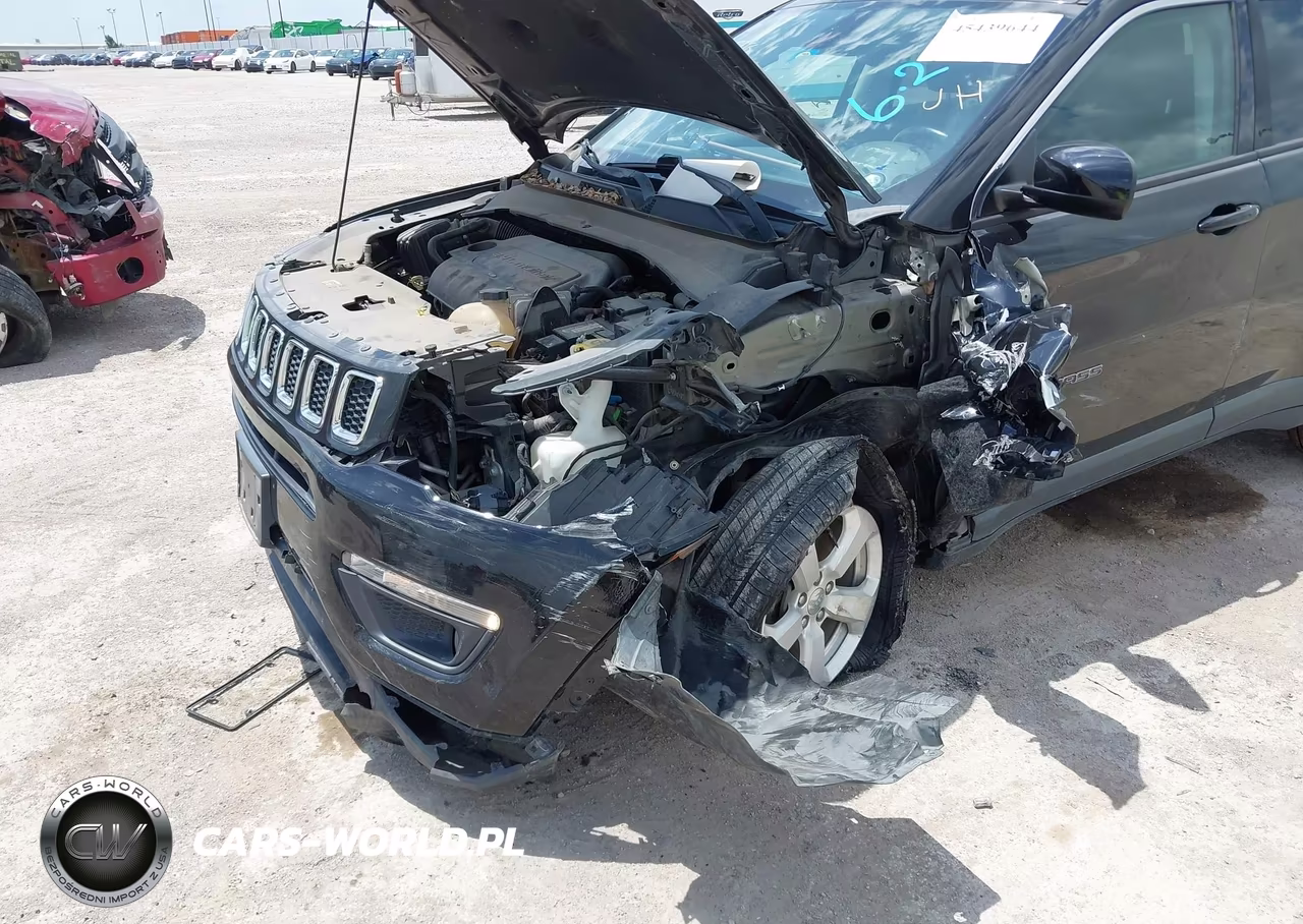 2018 Jeep Compass Latitude 4X4 VIN:3C4NJDBB8JT222153 - 6