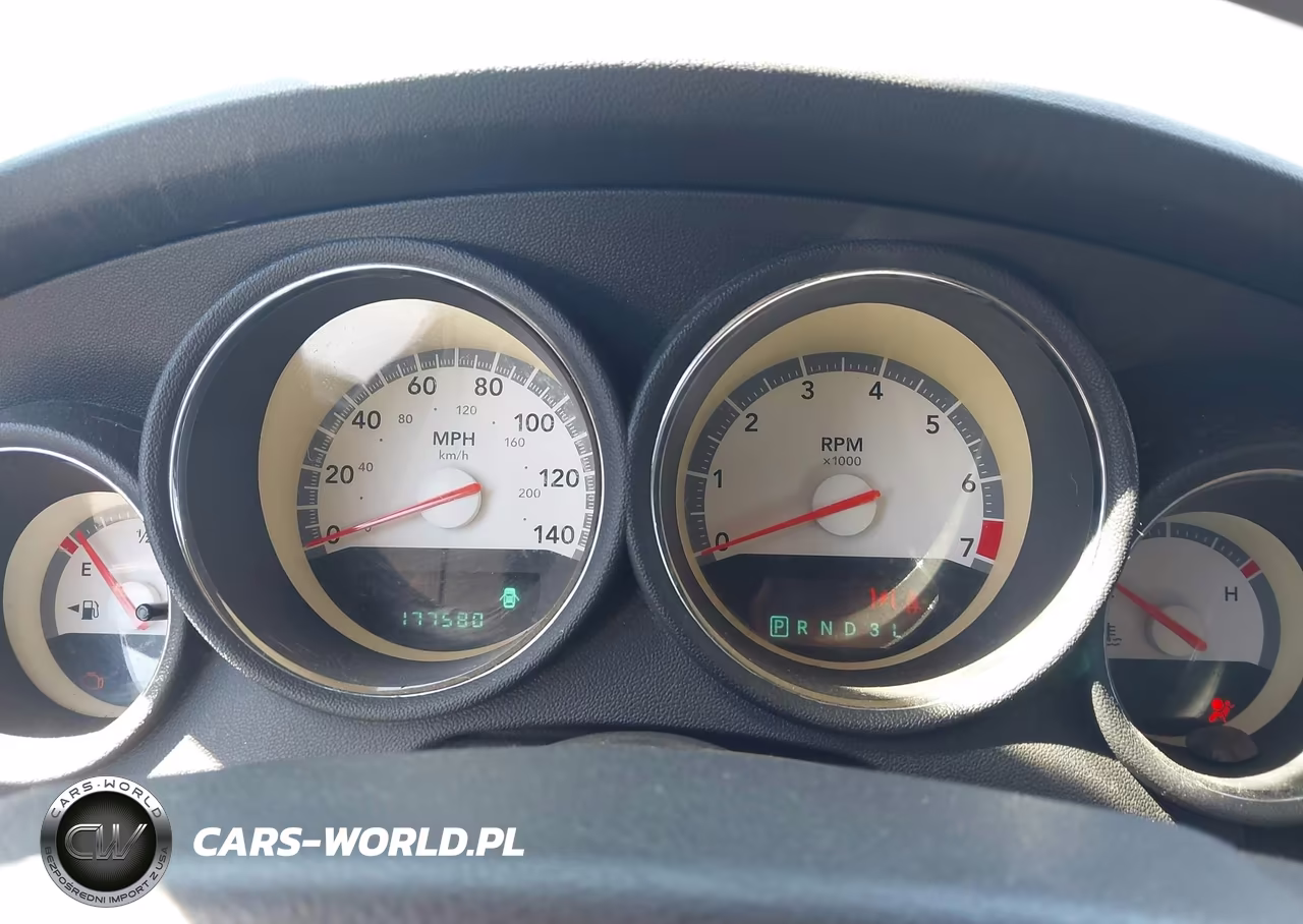 2008 Dodge Charger VIN:2B3KA43G98H267457 - 7