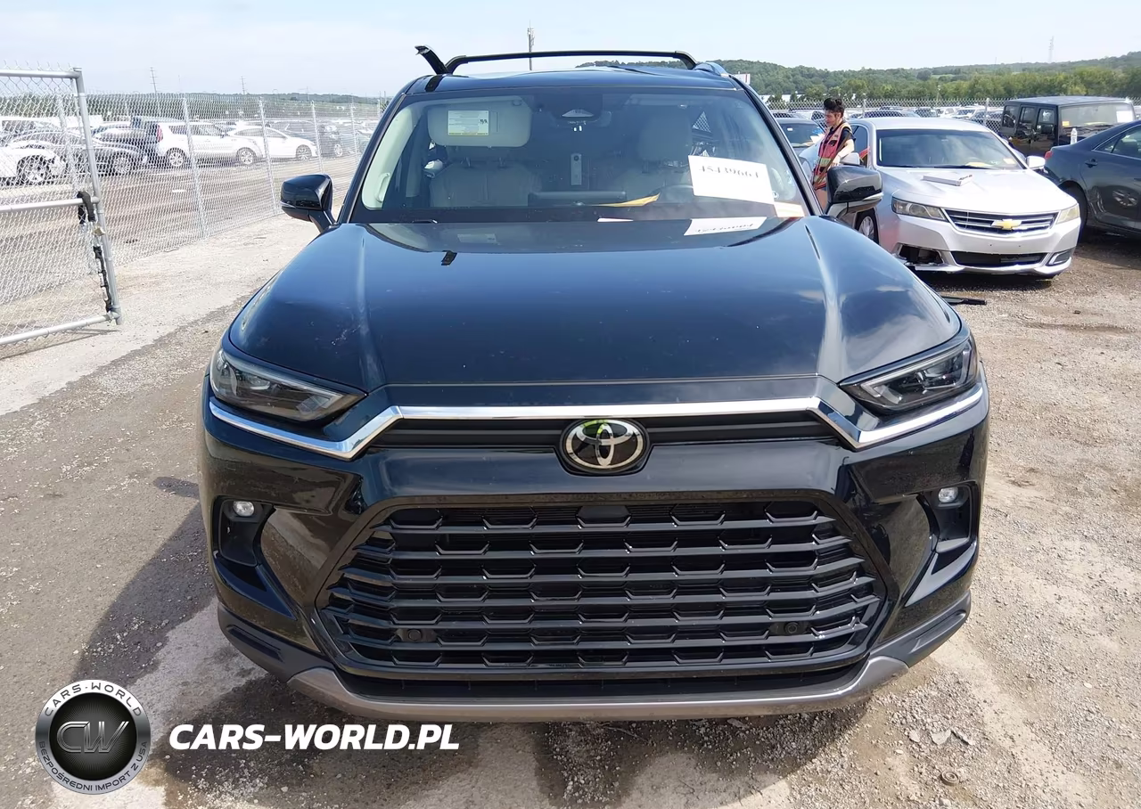 2024 Toyota Grand Highlander Limited VIN:5TDAAAB53RS030975 - 12
