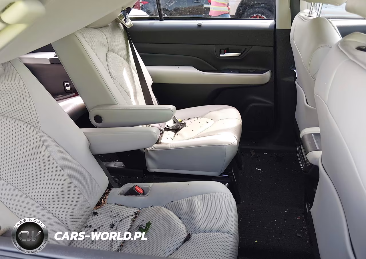 2024 Toyota Grand Highlander Limited VIN:5TDAAAB53RS030975 - 8