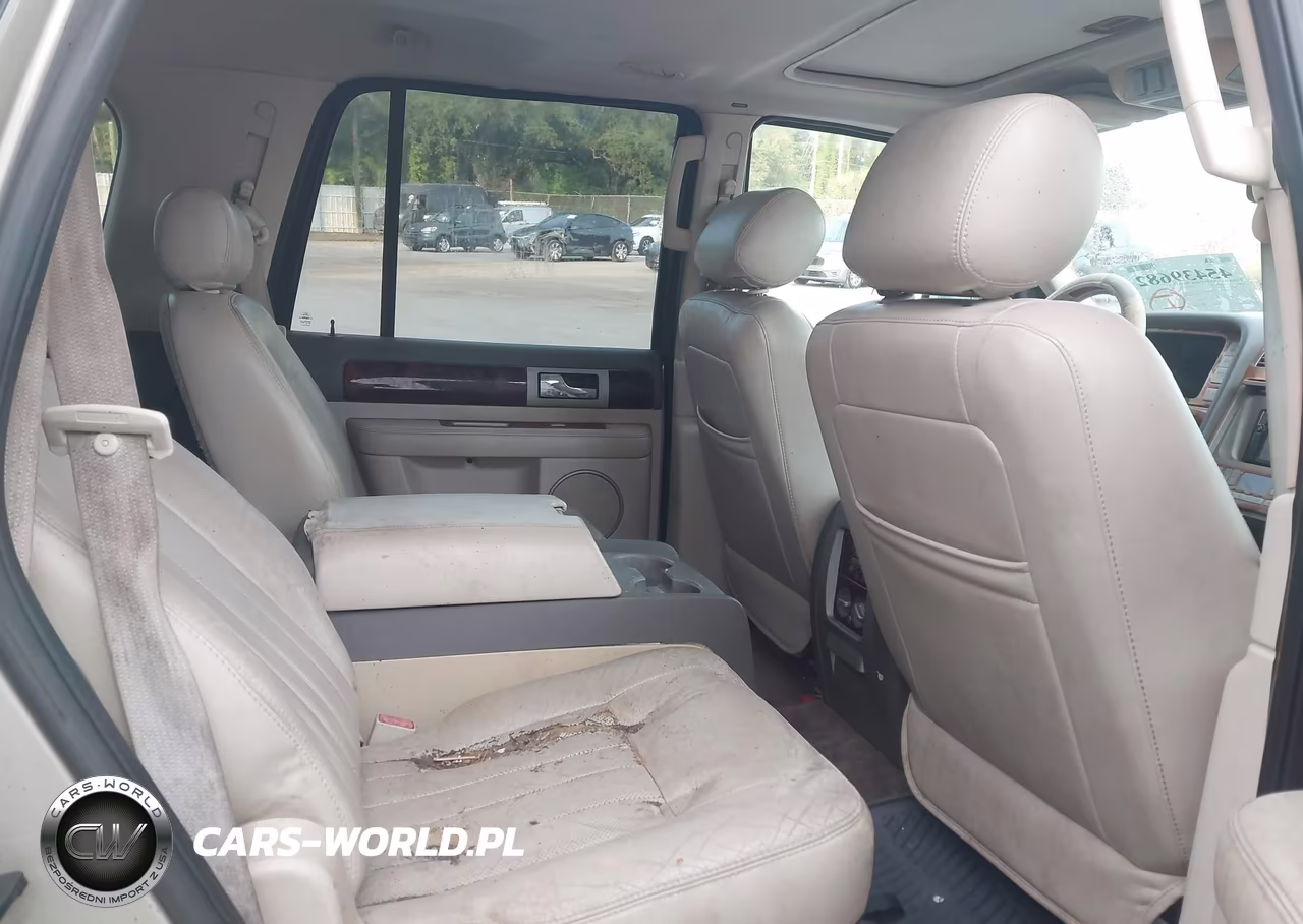 2004 Lincoln Navigator VIN:5LMFU27R34LJ31533 - 8