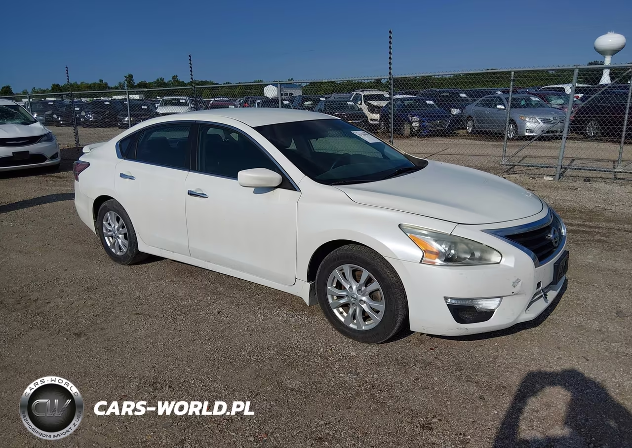 2014 Nissan Altima 2.5 S – zdjęcie 1 z 11