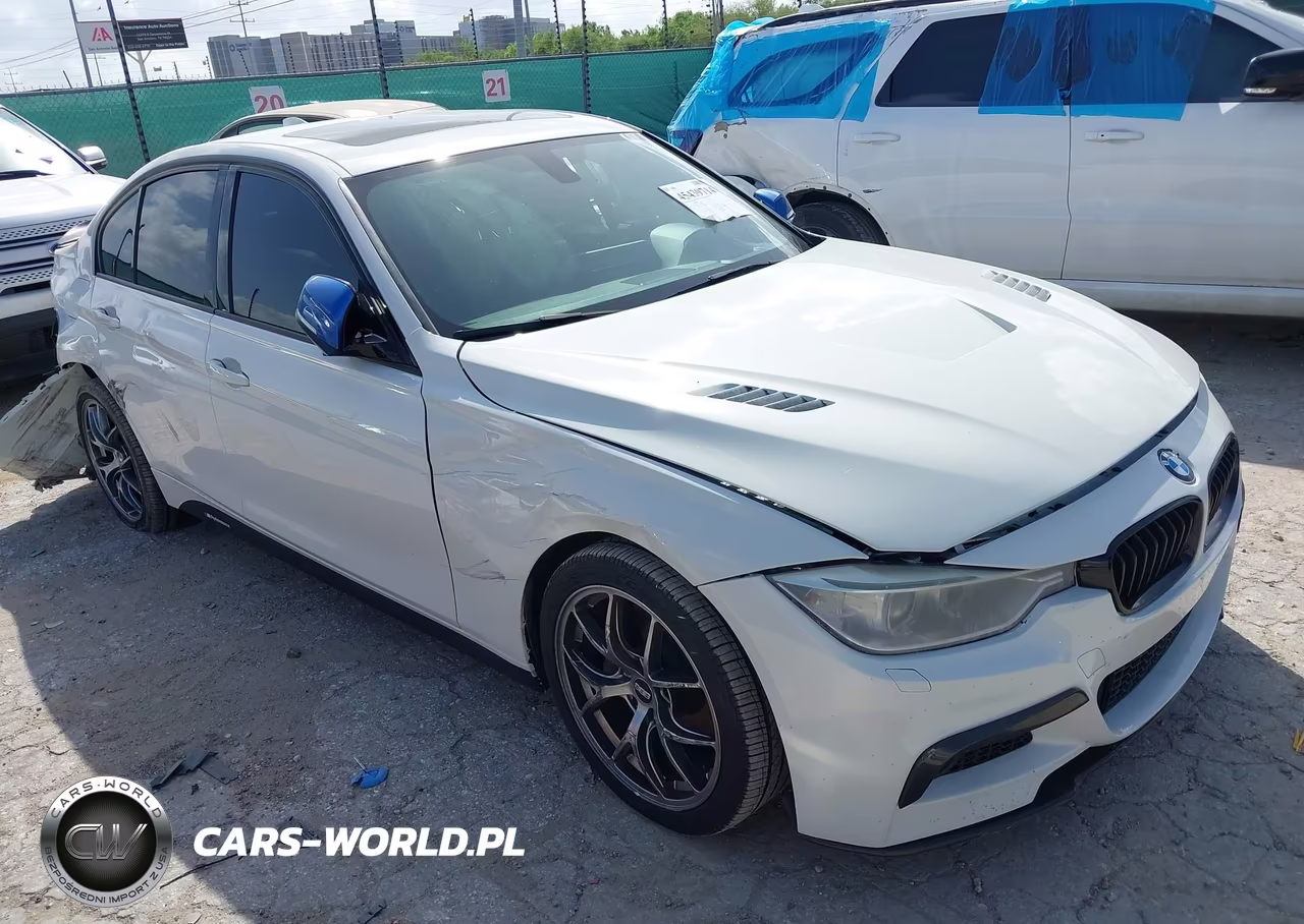 2013 BMW 335I – zdjęcie 1 z 16