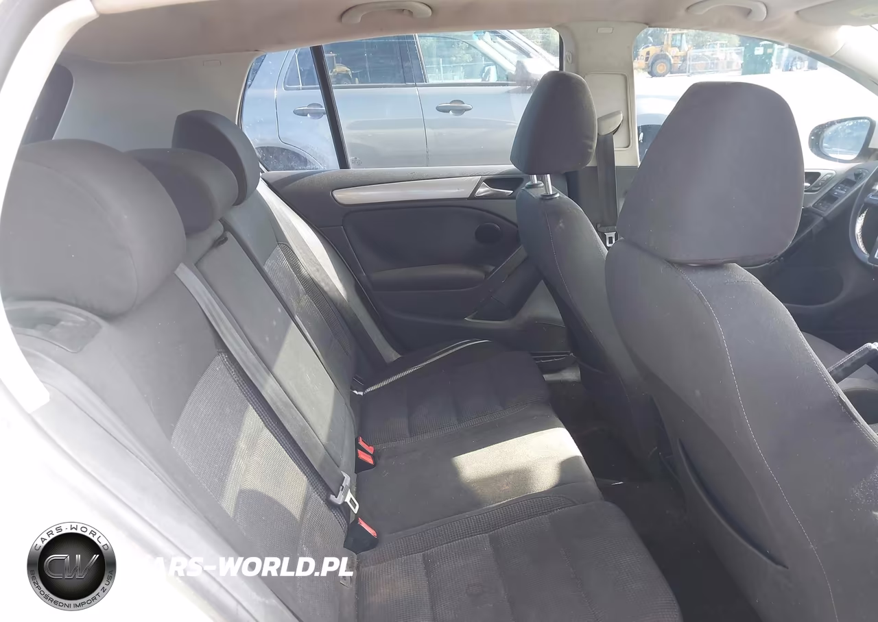 2012 Volkswagen Golf Tdi 4-Door VIN:WVWNM7AJ2CW035862 - 8