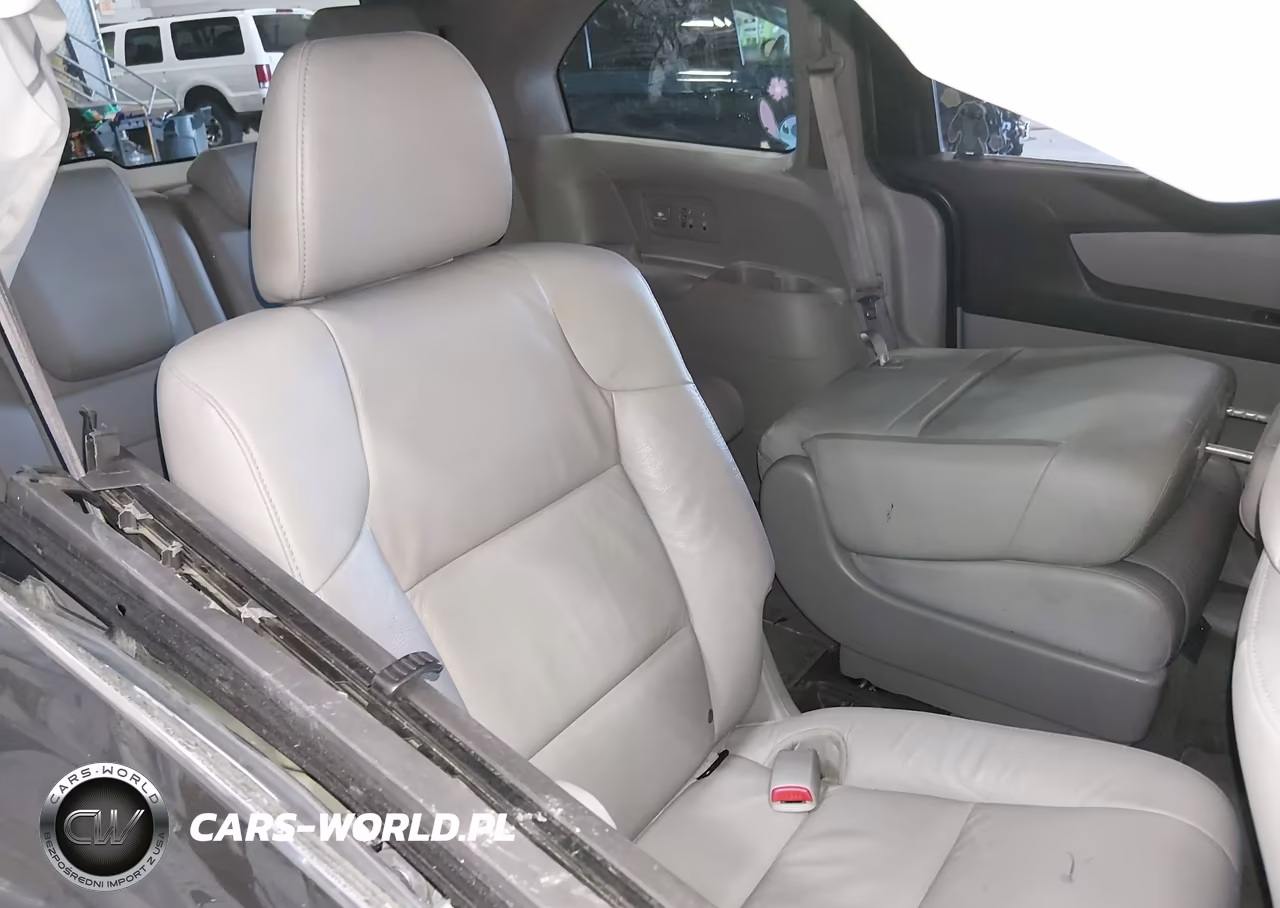 2011 Honda Odyssey Ex-L VIN:5FNRL5H60BB086192 - 8
