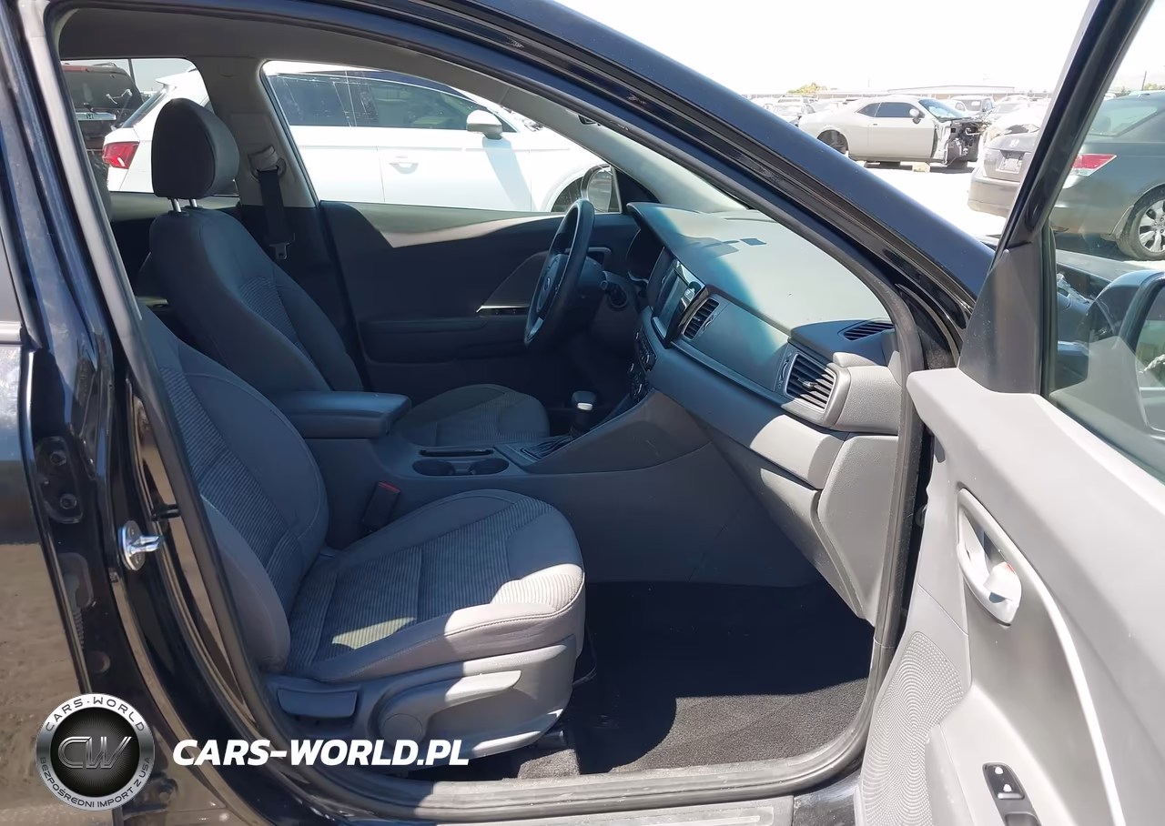 2018 Kia Niro Lx VIN:KNDCB3LC6J5156725 - 5