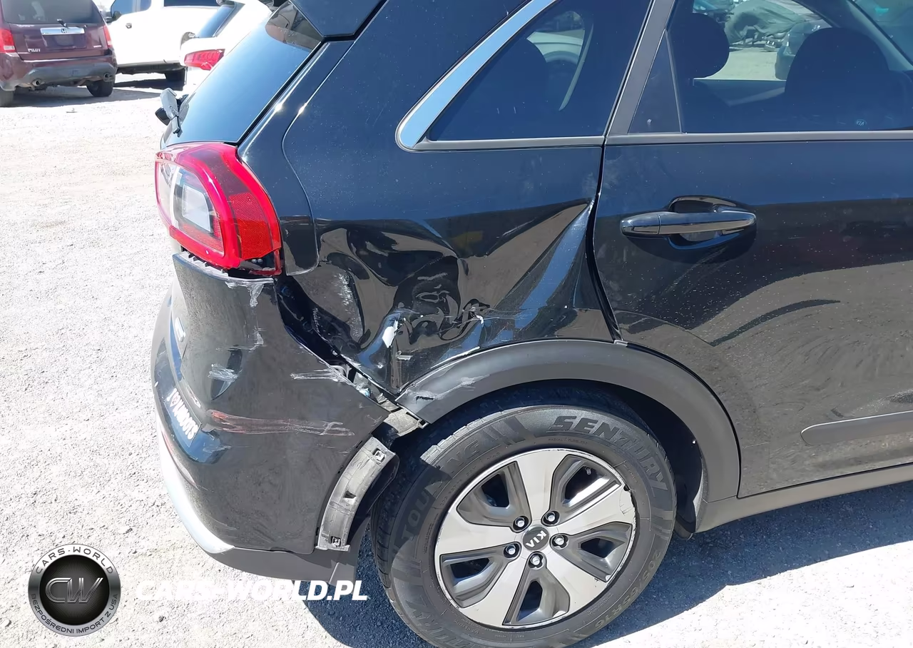 2018 Kia Niro Lx VIN:KNDCB3LC6J5156725 - 6
