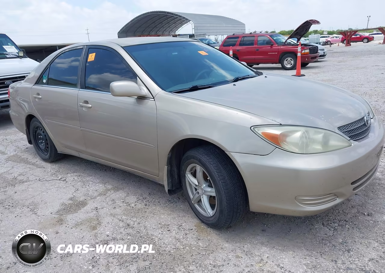 2003 Toyota Camry Le V6 – zdjęcie 1 z 12