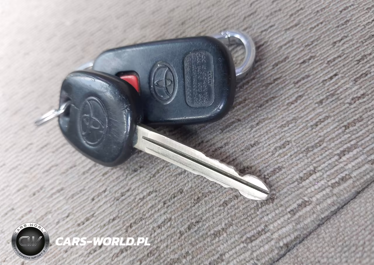 2003 Toyota Camry Le V6 VIN:4T1BF32K73U556662 - 11