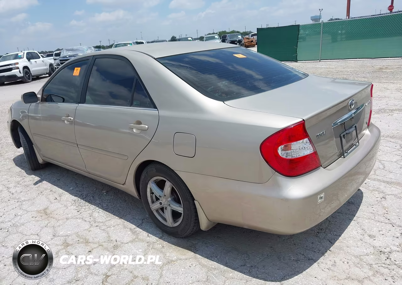 2003 Toyota Camry Le V6 VIN:4T1BF32K73U556662 - 3