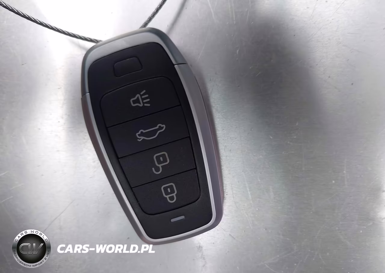 2016 Ford Focus Titanium VIN:1FADP3J29GL215261 - 11