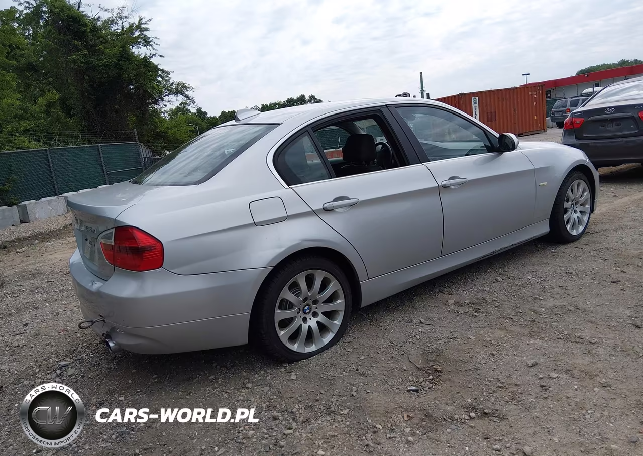 2007 BMW 335Xi VIN:WBAVD53587A007424 - 4