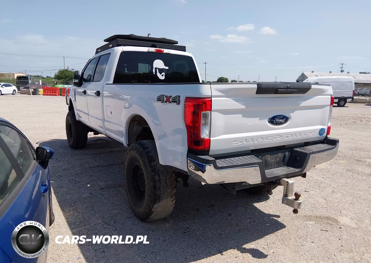 2017 Ford F-250 King Ranch-Lariat-Platinum-Xl-Xlt VIN:1FT7W2B69HEE20672 - 3
