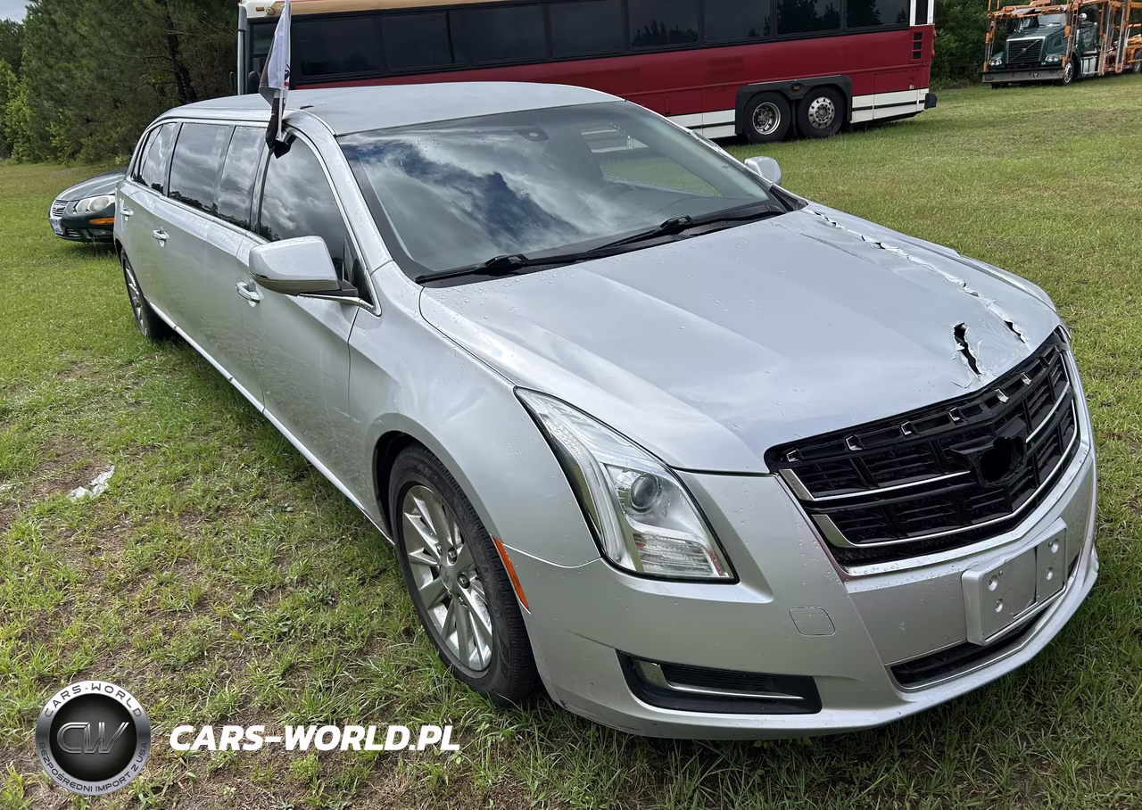 2017 Cadillac Xts V4U Coachbuilder Limousine – zdjęcie 1 z 11