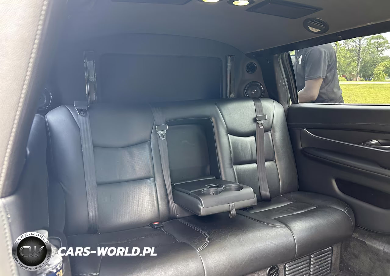 2017 Cadillac Xts V4U Coachbuilder Limousine VIN:2GEXG6U30H9550146 - 8