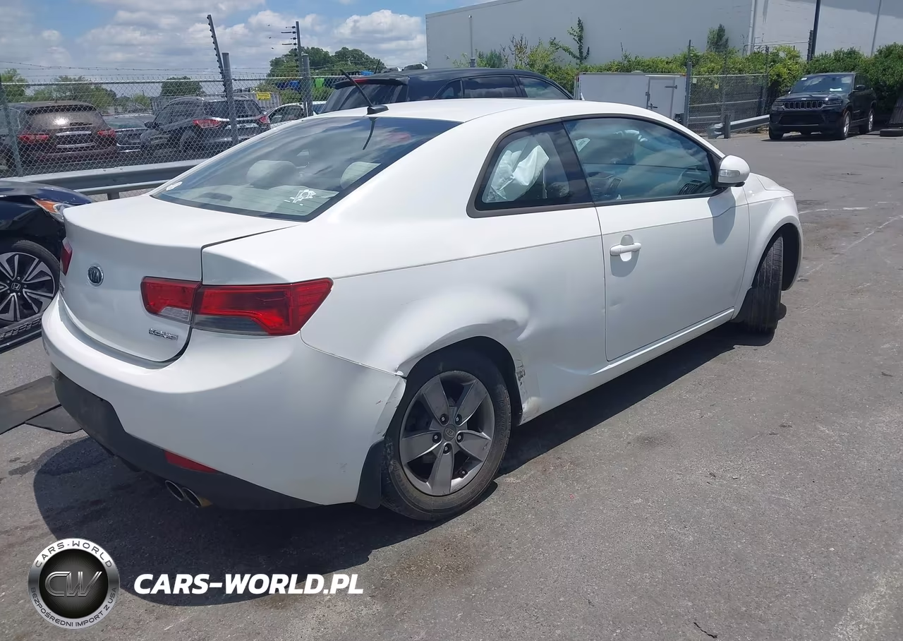 2010 Kia Forte Koup Ex VIN:KNAFU6A27A5197395 - 4