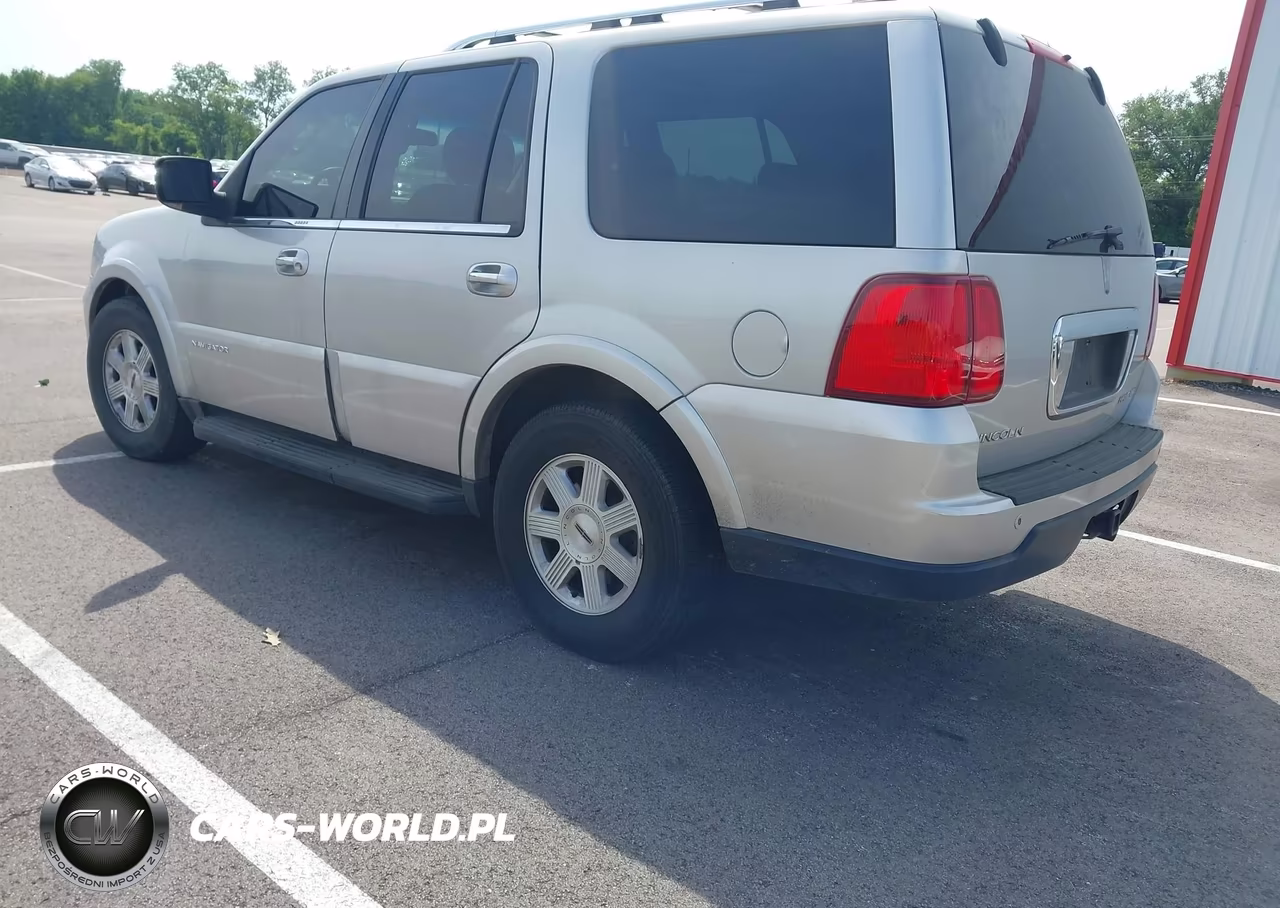 2006 Lincoln Navigator Luxury-Ultimate VIN:5LMFU28596LJ30093 - 3