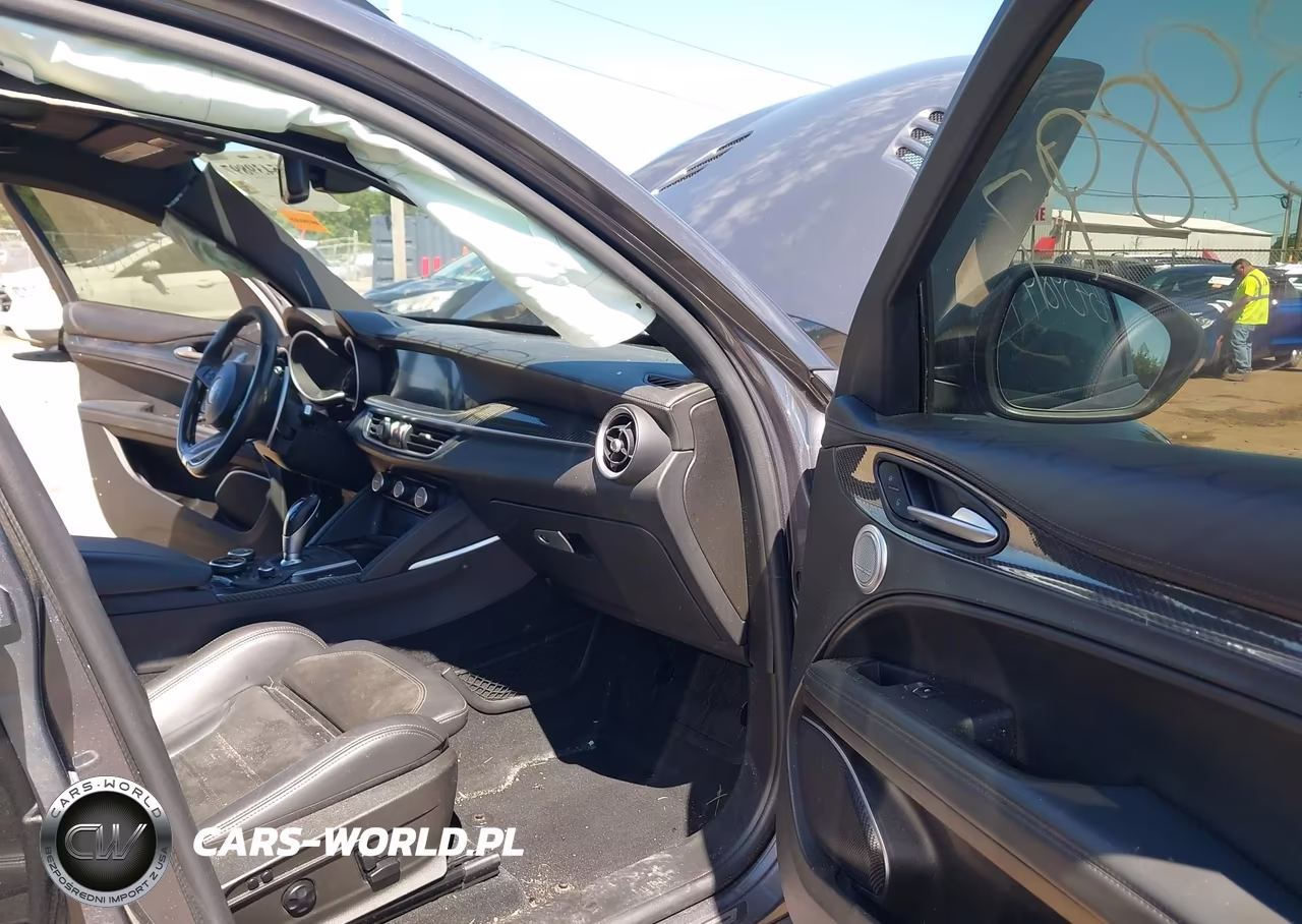 2018 Alfa Romeo Stelvio Quadrifoglio Awd VIN:ZASFAKEV5J7C15476 - 5