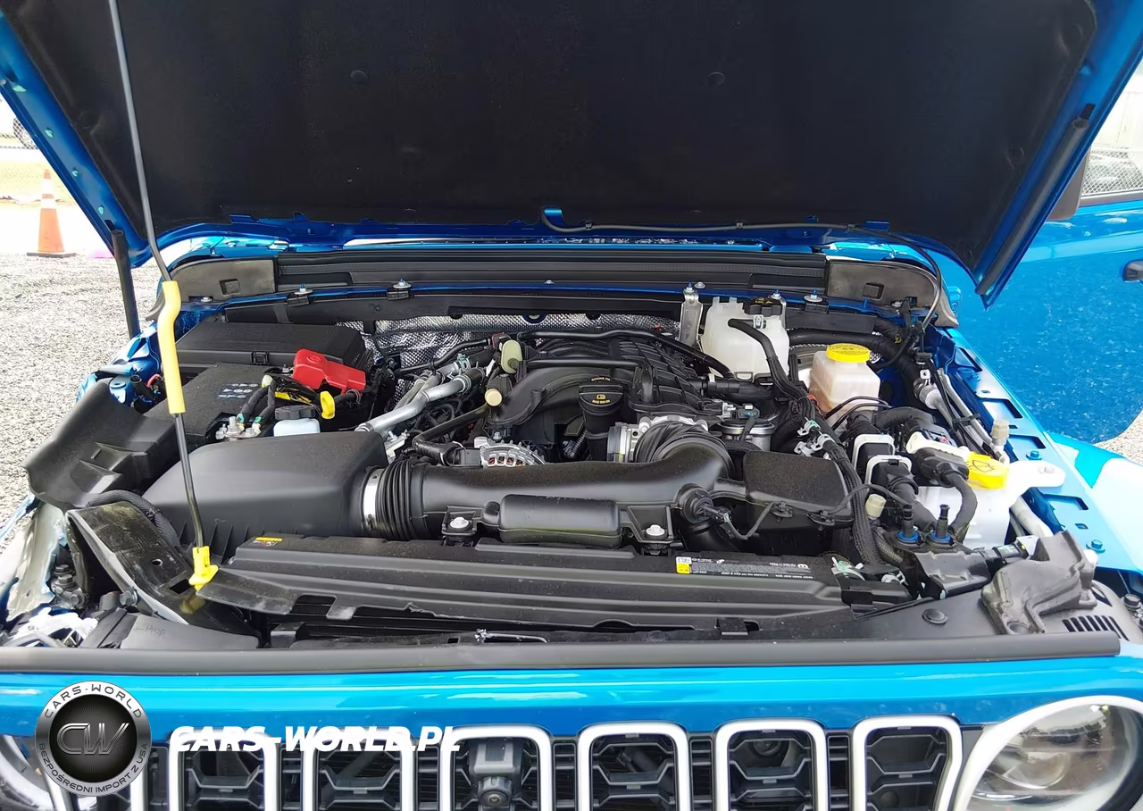 2025 Jeep Wrangler 4-Door Sahara 4X4 VIN:1C4PJXEG6SW624332 - 10
