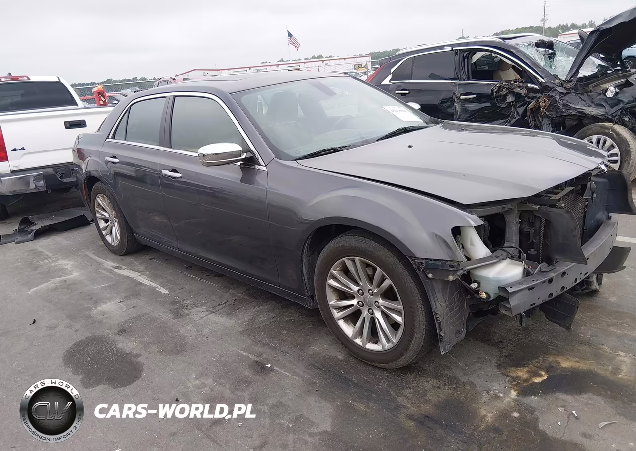 2016 Chrysler 300C – zdjęcie 1 z 17