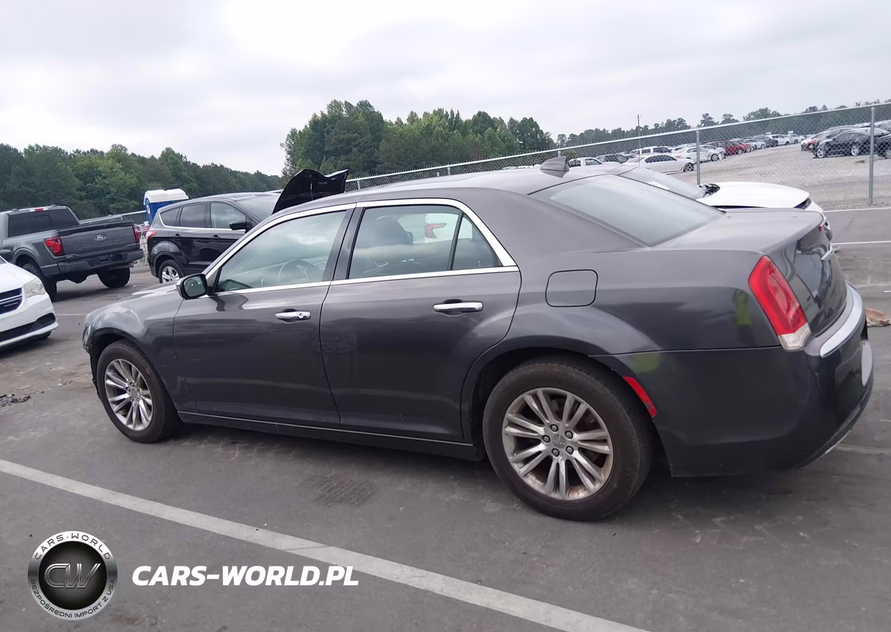 2016 Chrysler 300C VIN:2C3CCAEG6GH351134 - 15